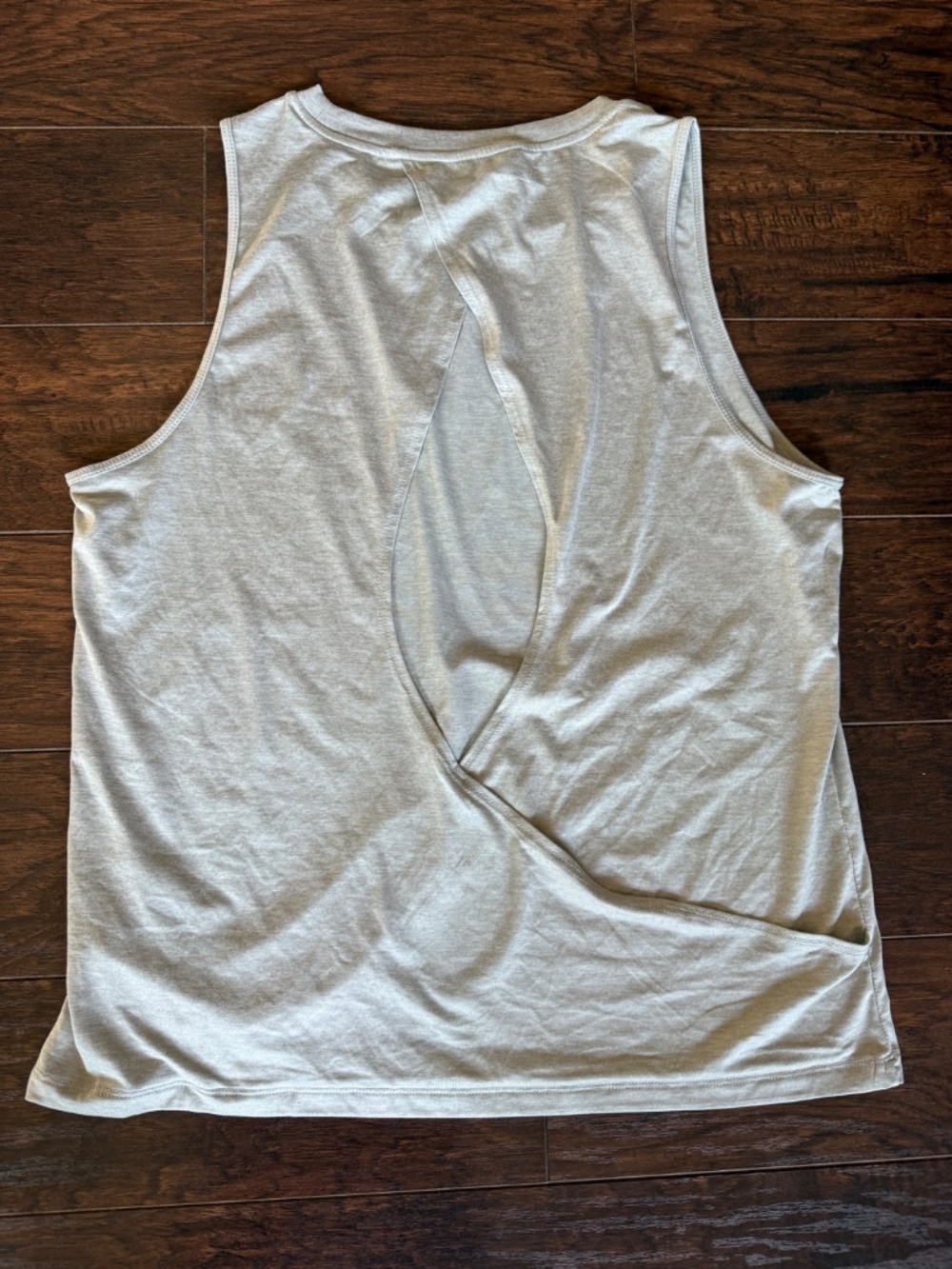 Fabletics Blake Open Back Tank Gray Size L Sleeveless Workout Top - Picture 6 of 9